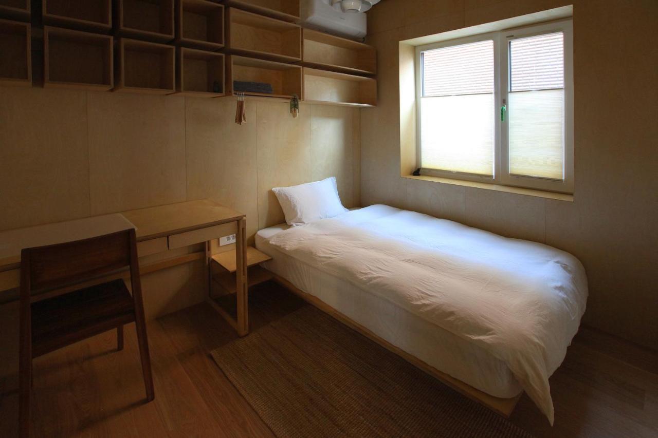 Entire Apartment Or Single Rooms In Homegarden Park Near Camp Humprehys Pyeongtaek Exterior photo